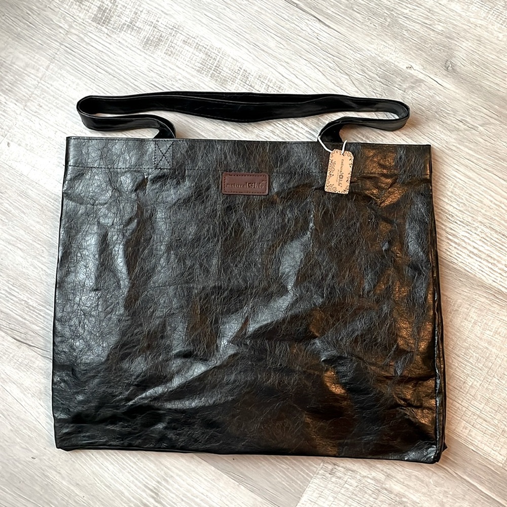 Large tote